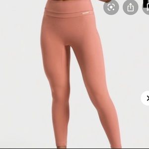 Whitney Simmons x gymshark leggings